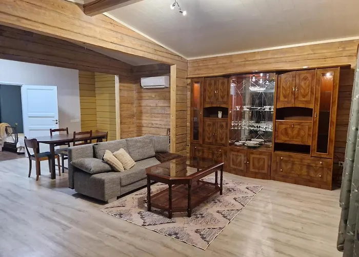 Monus Puhkemajake Louna-Eestis Vikendica *